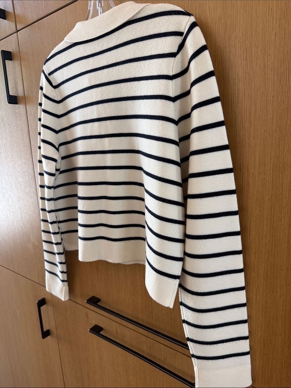 Sézane Betty Cardigan in Ecru and Navy Blue Color Womens size Small/Medium - Picture 11 of 13